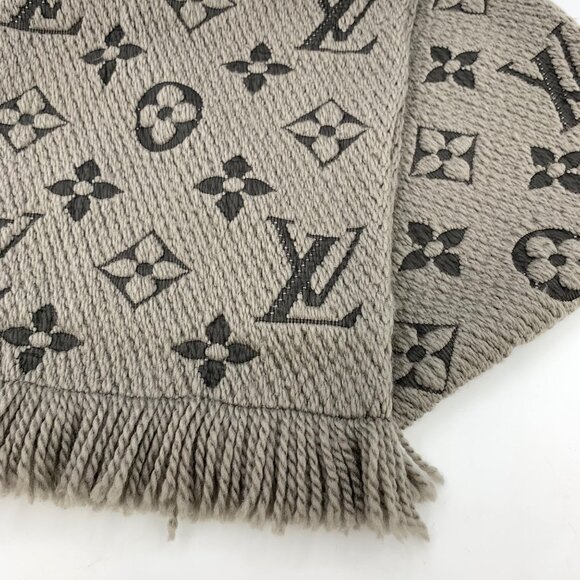 Louis Vuitton Gray-Brown Logo Monogram Wool Tassel Scarf - Picture 5 of 9